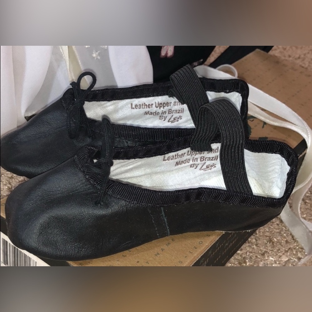 LEOS Black Ballet Shoes Leather W=Med. - Picture 2 of 9